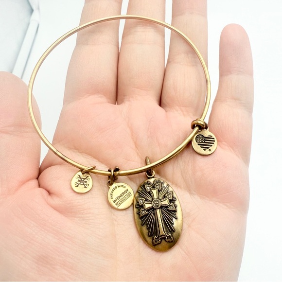 Alex & Ani Armenian Cross Charm Expandable Bangle Bracelet Goldtone 2016 - Picture 5 of 6
